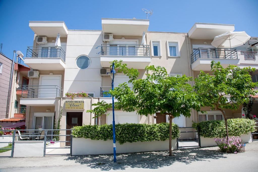 Apartments Eleni 4 Seasons Hanioti Quarto foto